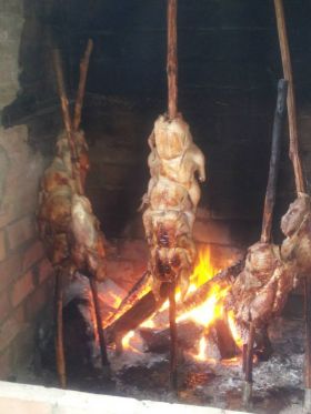 Fire roasted chicken at Su Ranchero Vaquero, Coronado, Panama – Best Places In The World To Retire – International Living